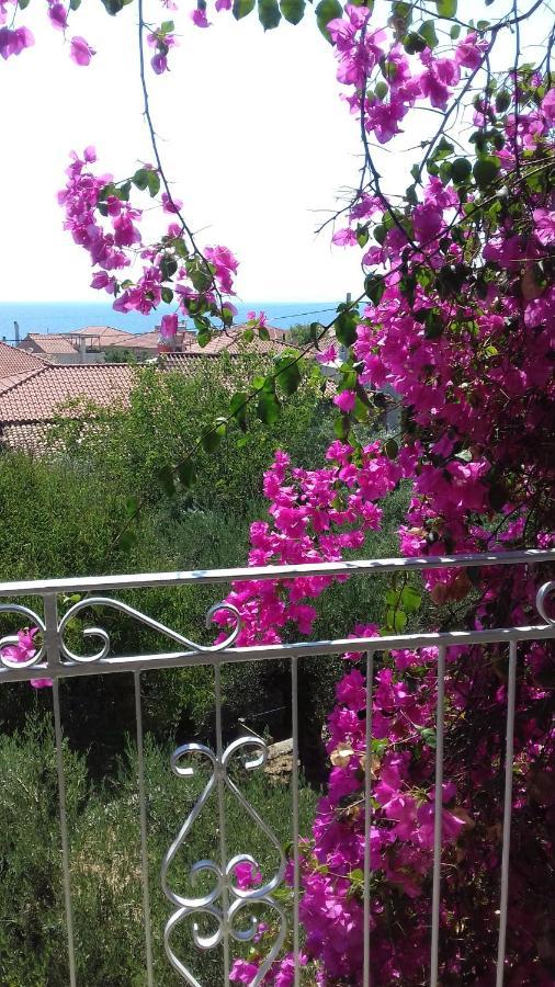 Iliolithos Rooms Кардамили Екстериор снимка